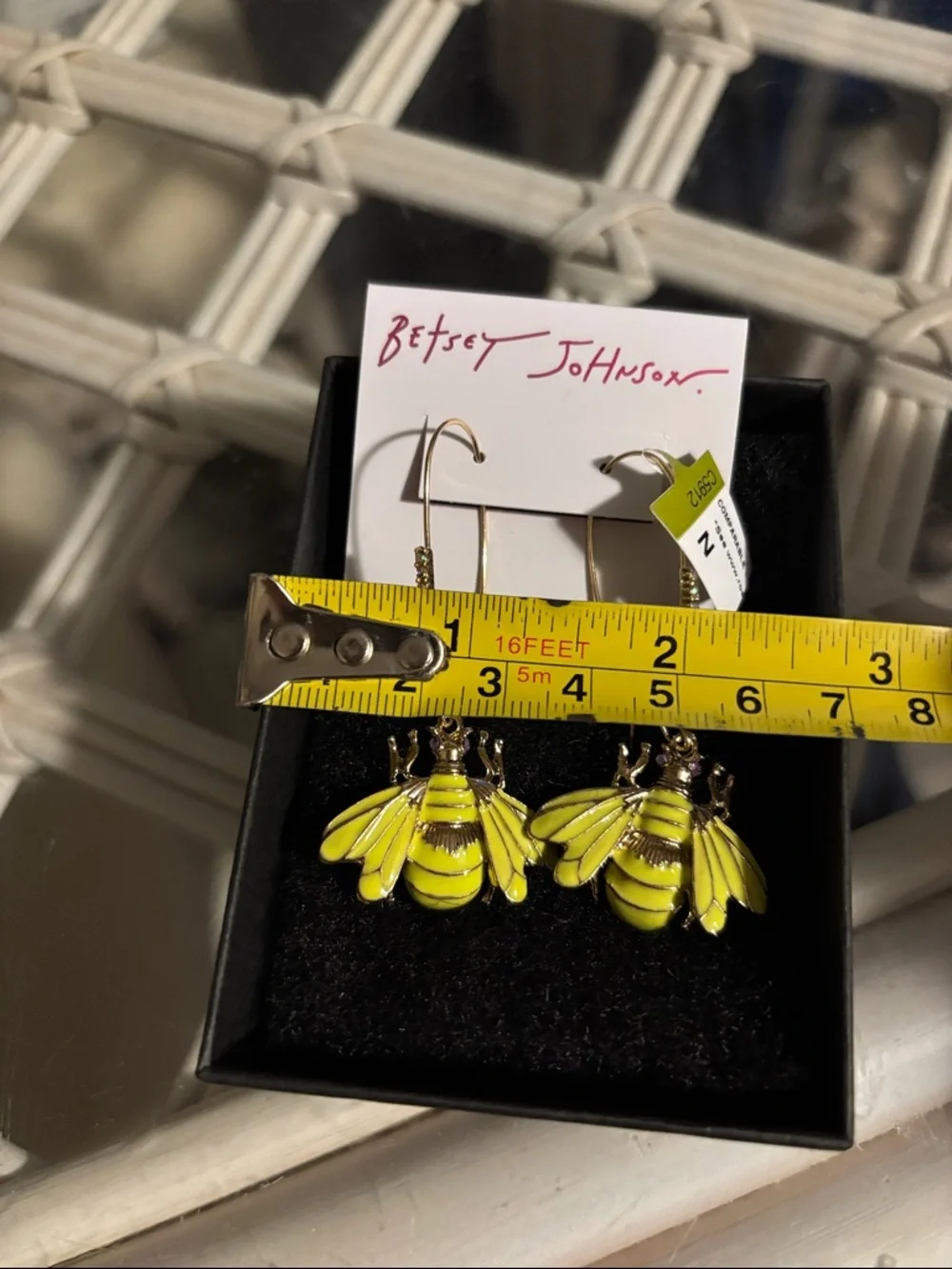 Betsey Johnson Yellow Enamel Bee Drop Earrings NWT - Picture 2 of 7